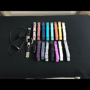 FitBit Alta HR, 16 bands & charger